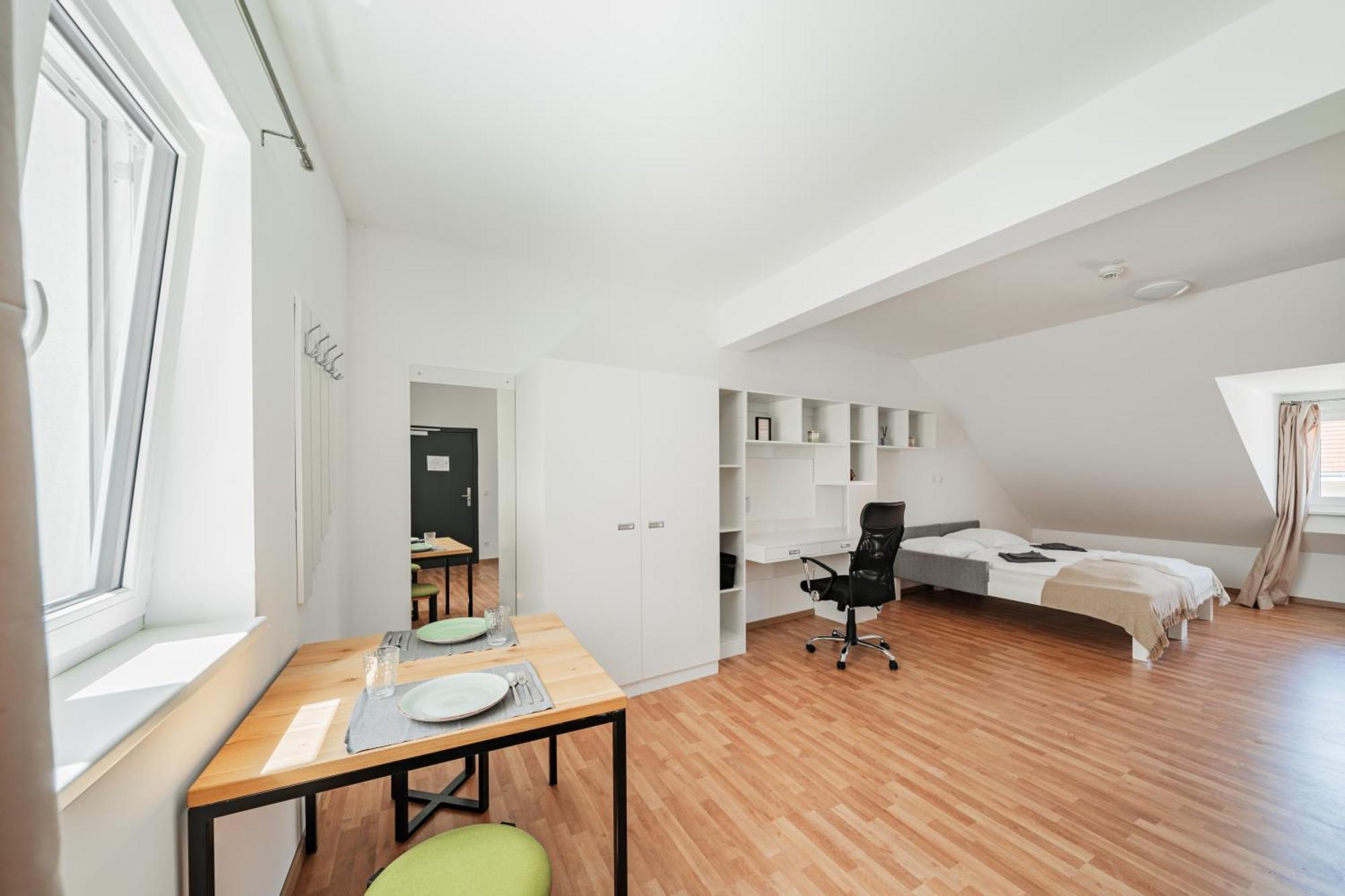 Central City Suits Wiener Neustadt Extérieur photo